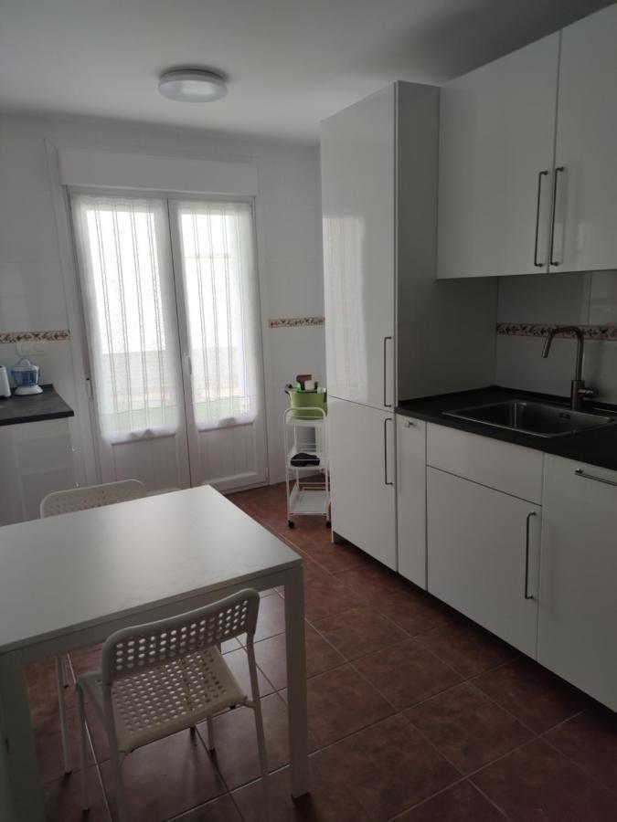 קאסאלריינה Chalet Con Amplio Jardin מראה חיצוני תמונה